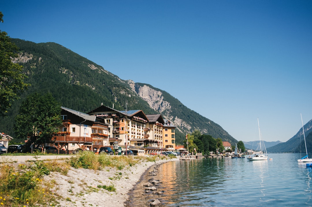 How To Score the Best Deals on Accommodation